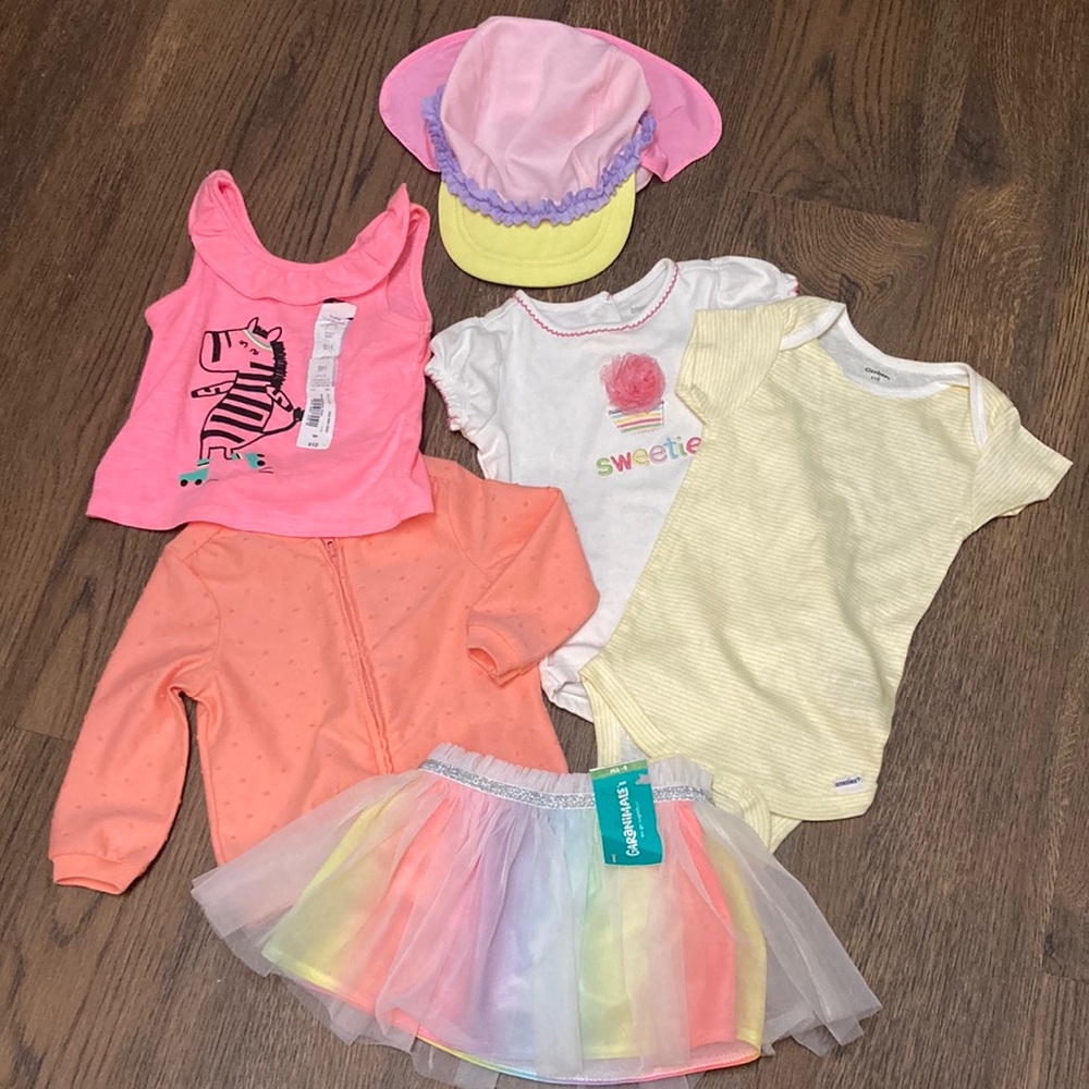 Lot of Baby Girl Clothes     Size 6-12M